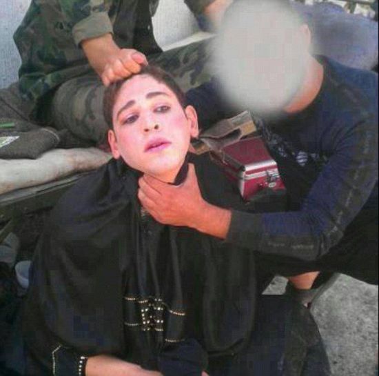 伊拉克军方:IS士兵穿文胸扮女人试图逃离战场