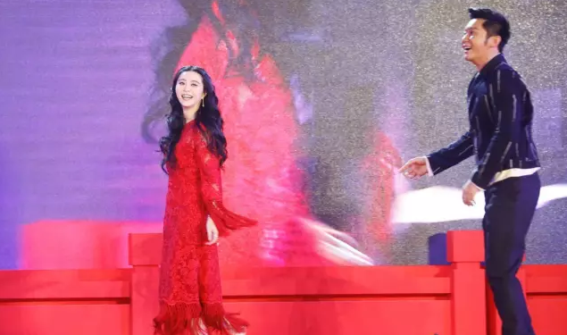 范冰冰从丫环到女王,背后男人除了李晨还有谁