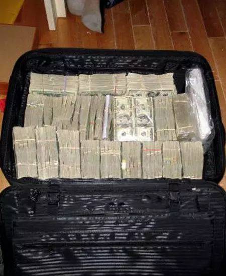 围观墨西哥毒枭的家...贪官神马的都弱爆了...