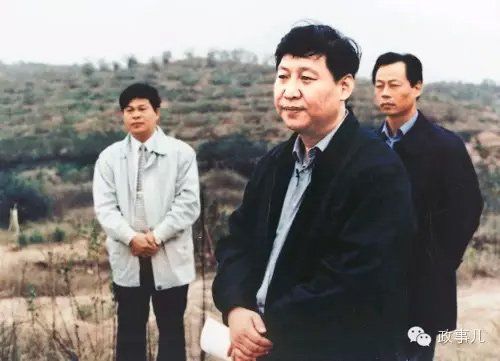 盘点习近平春节往事:包饺子等彭丽媛春晚后回家