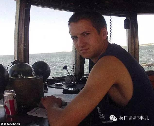 她给抑郁症男友发出上百条怂恿自杀的短信。几天后,他自杀身亡...