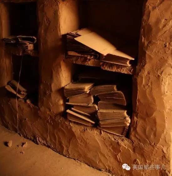 看完古人在书上的涂鸦，感觉我的小学课本要火