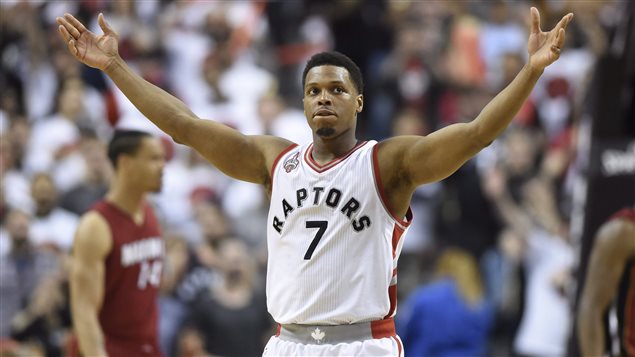 PC_160516_d3811_raptors_sn635.jpg