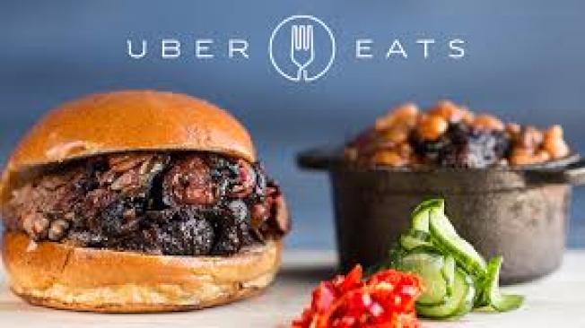 Uber在爱民顿市推出UberEats应用程序，用户可以从爱民顿的40家餐馆订餐，由 Uber 的司机递送。(CBC)
