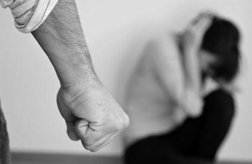 巴黎华人“站街女”惨死异乡 她们到底过着怎样的一种生活?