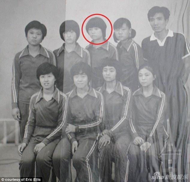 邓文迪为什么喜欢老男人?原来与童年这一经历有关!