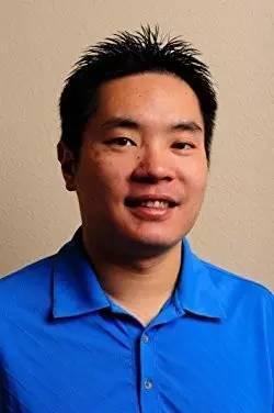华裔青年在美国,被拒绝100次后,世界开始对他说Yes