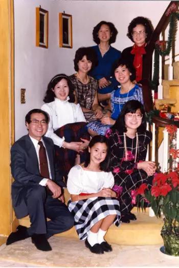 华人第一家族之女：船王接班人，丧偶再嫁人竟成脸书老板娘