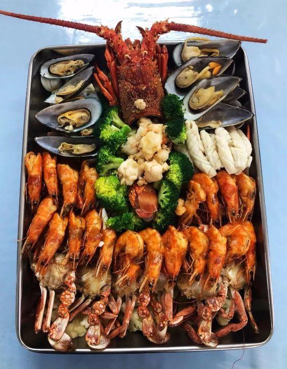 华为海外公司食堂曝光！他们这是要养猪啊，简直丧心病狂！