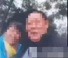 64岁大爷与小15岁女友闹翻 将其裸照群发微信好友