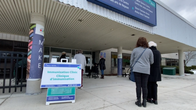 Ottawa COVID-19 vaccine clinic