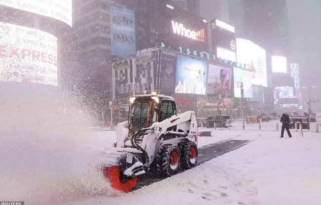 警告：“炸弹气旋”横扫美加！大温暴雨飞雪！这里-35℃极寒、十级狂风…