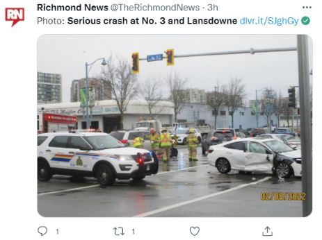 列治文Lansdowne Centre突发重大车祸 4车相撞