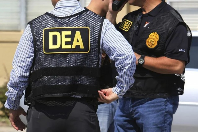 可怕 这群华人操纵着一个规模庞大的洗钱计划