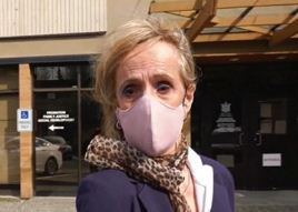 加拿大泼咖啡案再次开庭 白人被告庭外又辱华