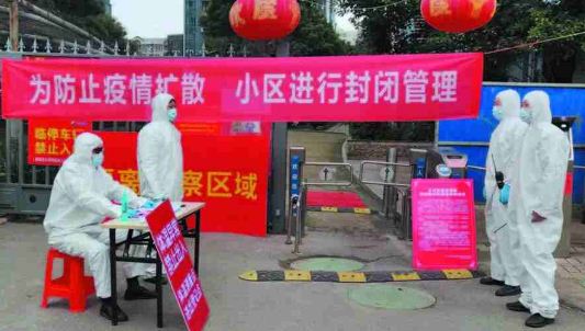 家中缺物缺粮 加拿大人在上海封城的日子