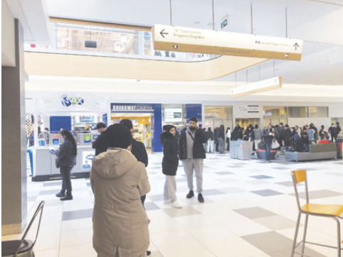大温华裔办护照排队12小时无果 暴利“代排”来了