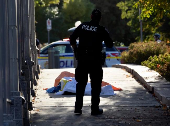 美国大使馆：有人自焚 当场烧死！警方三缄其口