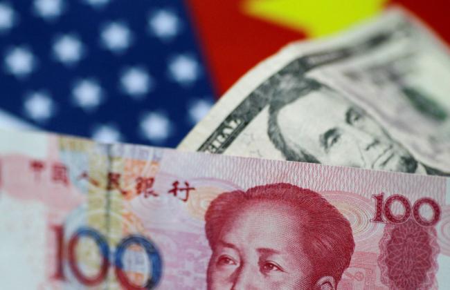 人民币汇率跌至历史新低 央行外汇局同出招