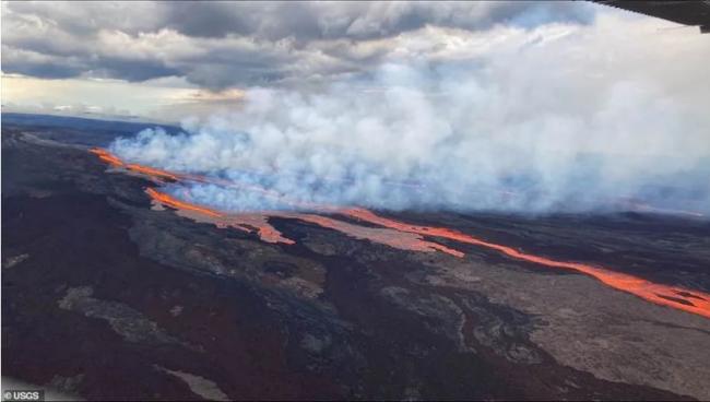 警戒升级！平静近40年：世界最大活火山再次爆发