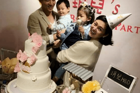 曝大S与汪小菲和解，男方需额外支付2.2亿，张兰用8个字回应_网友_事情_孩子