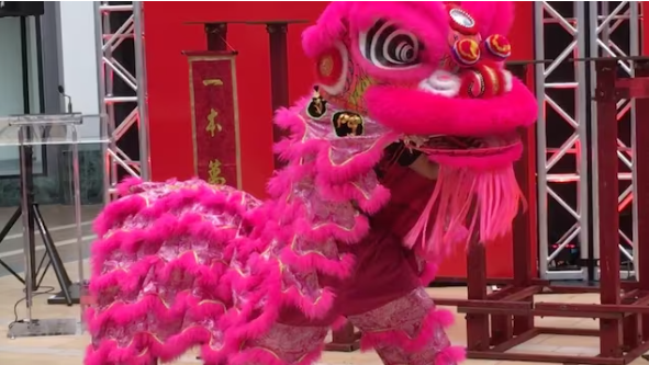 加拿大商家越来越重视中国春节
