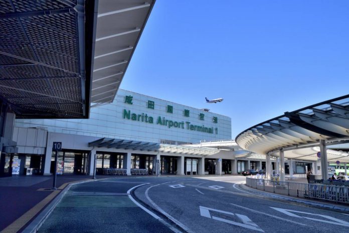 日媒:32歲港女抵成田機場 被揭行李藏值$8,125萬毒品 图片