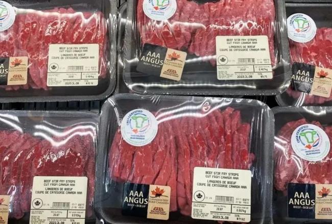 被偷怕了？加杂货店悄悄在牛排上贴金属安全标签