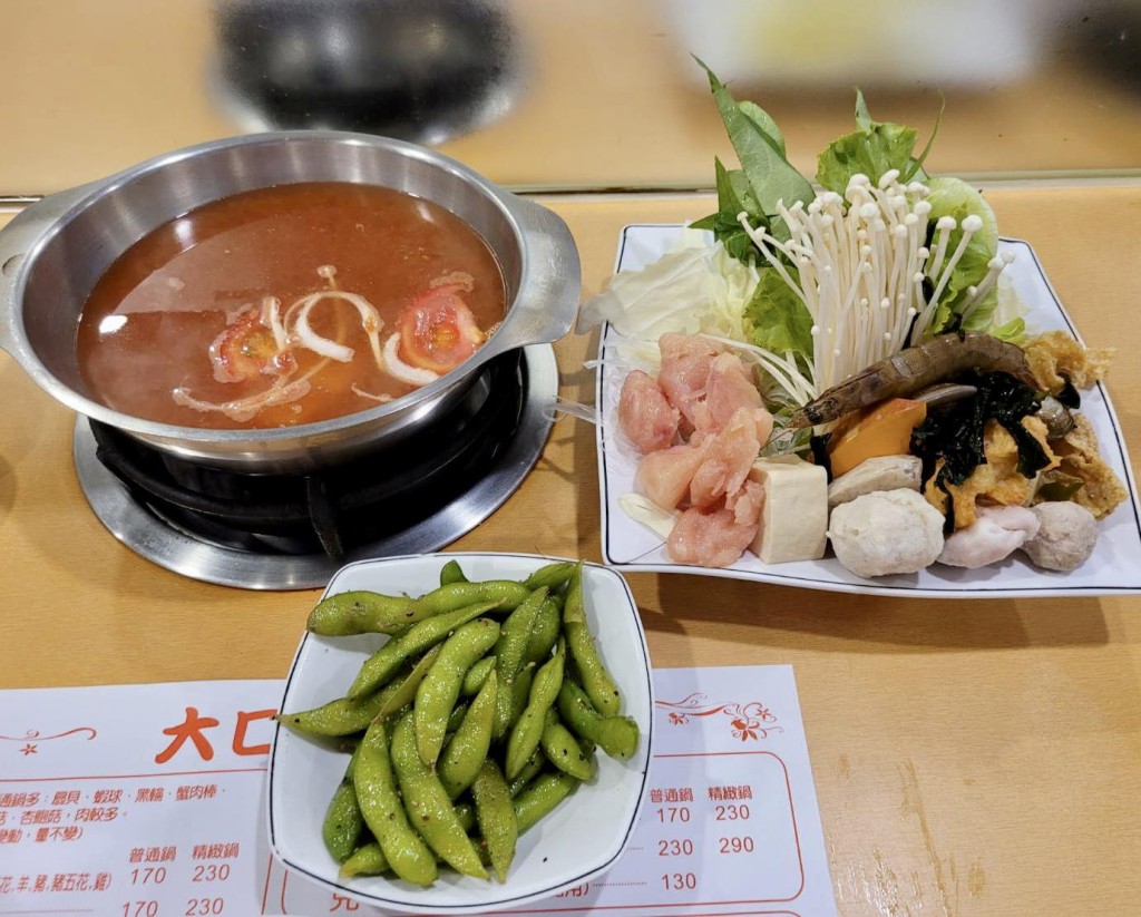 学生在减肥间,每周会有三天摄取高碳水食物。(图片获「减重医师 萧捷健」授权转载)