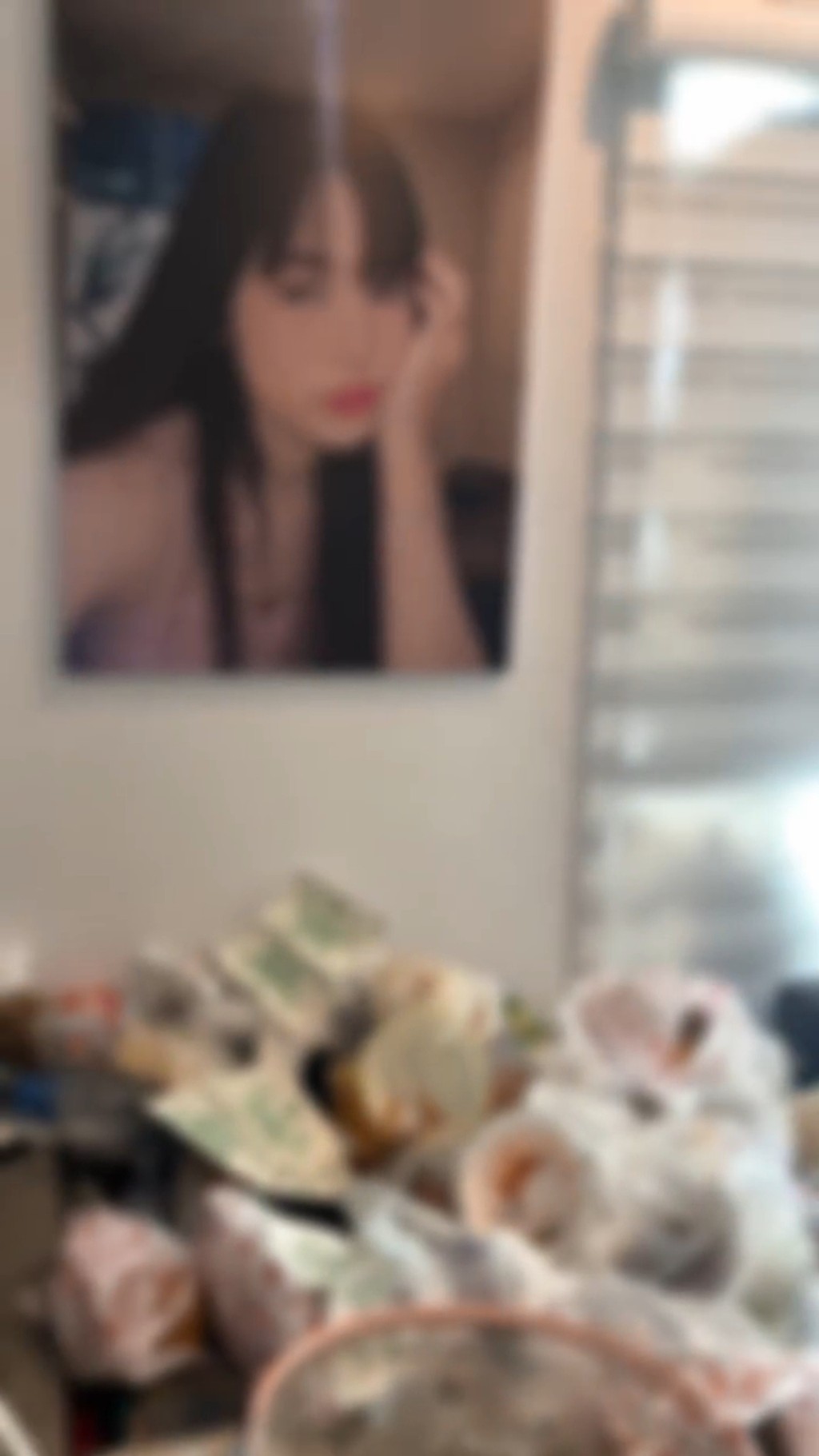 Artter Ratcha透露,恐怖女租客是一名泰国女演员。影片截图 Artter Ratcha透露,恐怖女租客是一名泰国女演员。影片截图