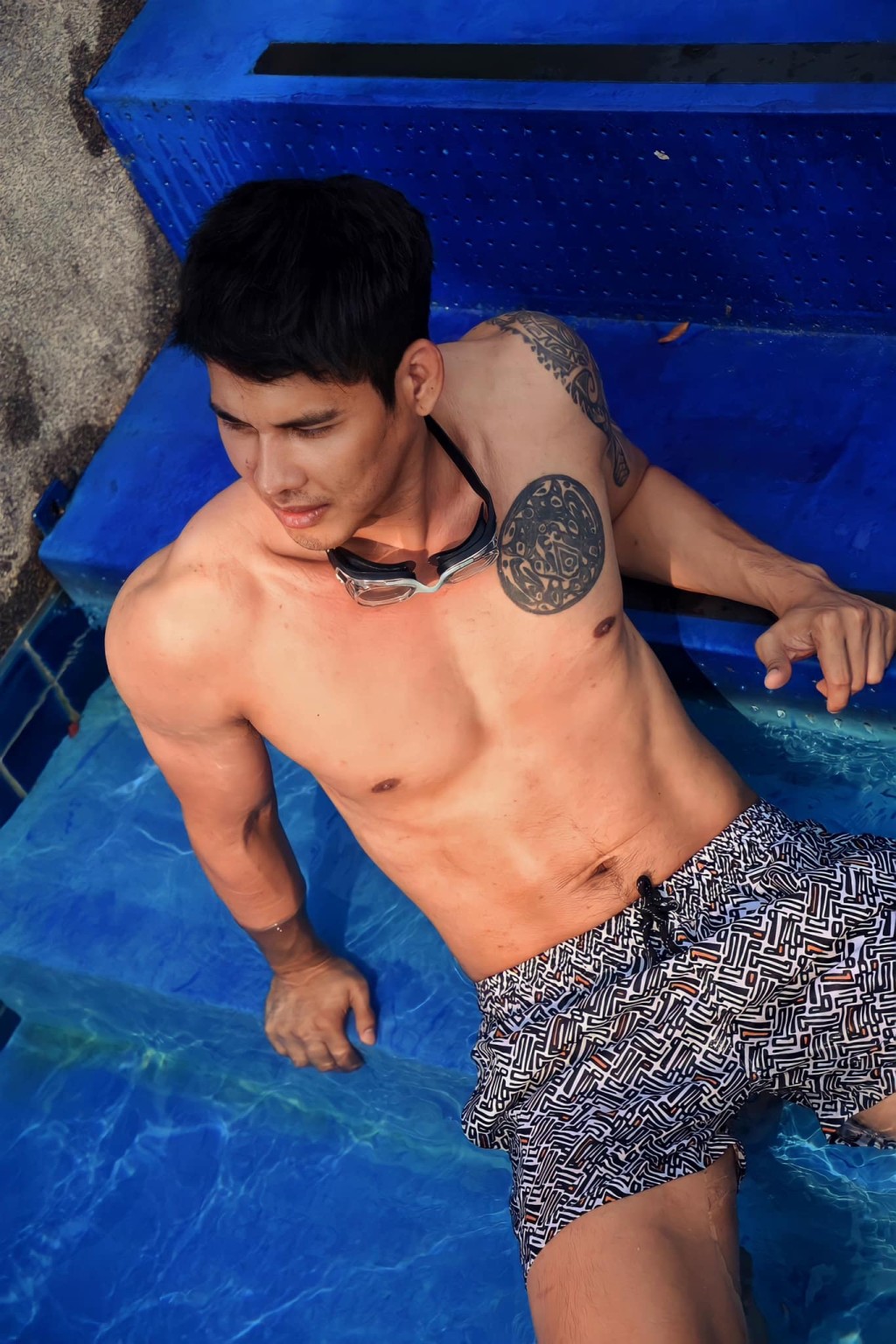Artter Ratcha是一名泰国同志男模。FB Artter Ratcha是一名泰国同志男模。FB