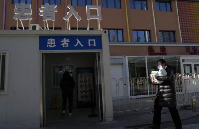 7病毒齐发 义乌要民众囤15天粮 上海机场验核酸