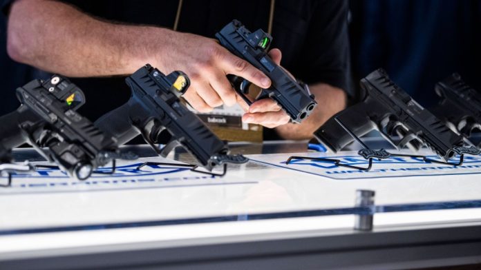 ctv-national-news-gun-violence-on-the-rise-1-5943405-1654998841297.jpg 图片