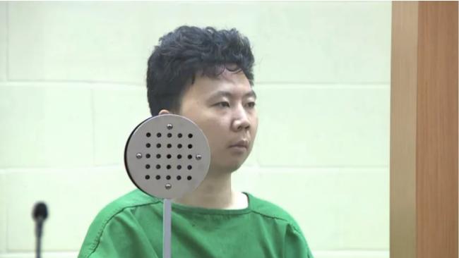 认罪！中国留学生车祸后夺枪袭警！警察中弹！