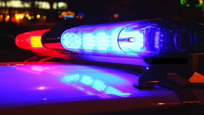 police-lights-generic-1-6119607-1695235795066.jpg 图片