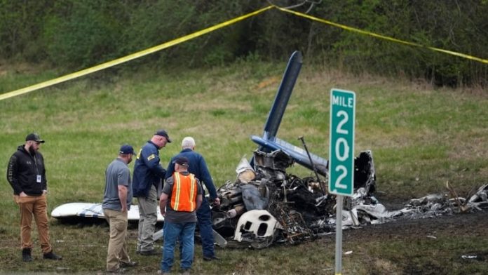 small-plane-crash-tennessee (1) 图片