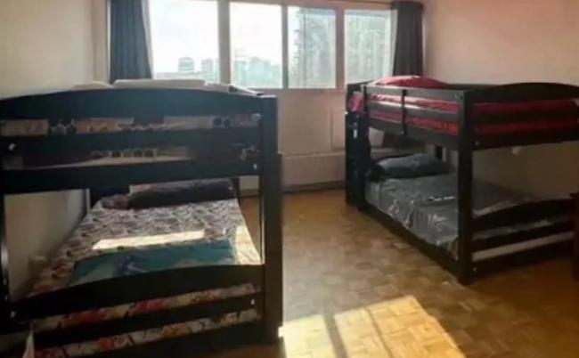 不降息房租又涨了 一样的价格现在只能住四人间 不降息房租又涨了 一样的价格现在只能住四人间