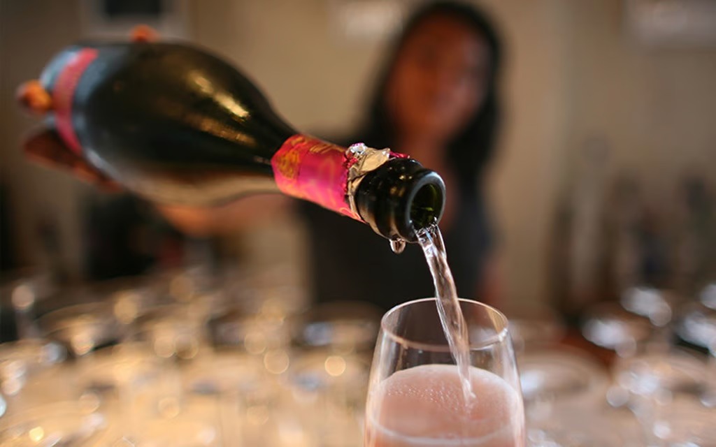 酒精或增患乳癌风险。路透社 酒精或增患乳癌风险。路透社