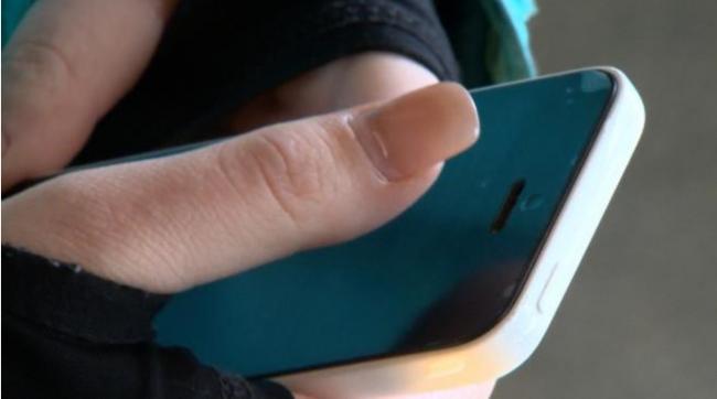 女子因一条短信账户被黑损失数千元 银行还要追责