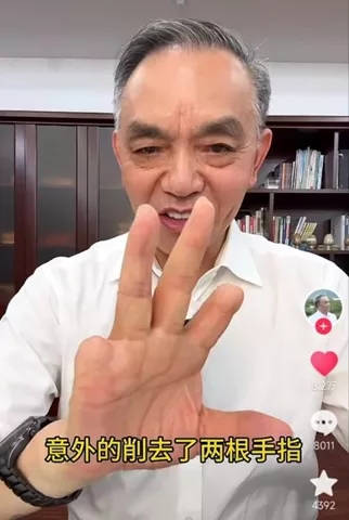 他年入50亿，72岁却决定辞职当网红?