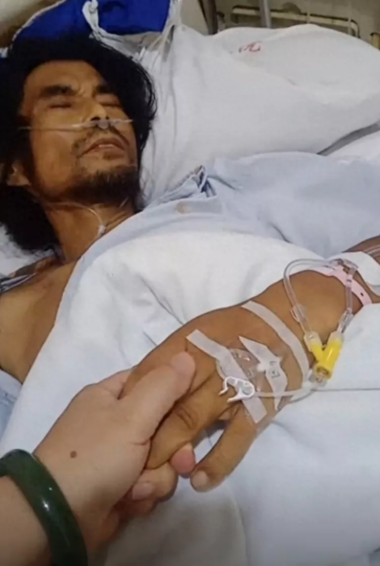 "面筋哥"肝癌晚期进ICU 女友:治疗费几乎掏空我们