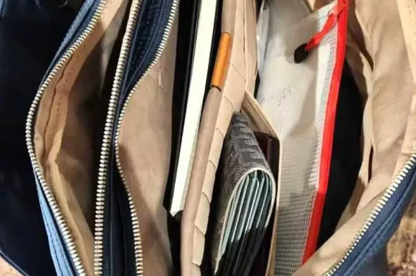 中国男子坐国际航班上竟偷盗同胞信用卡，被判7个月！
