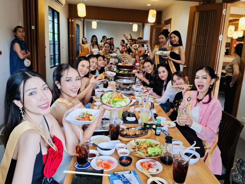 其它食客用餐开心打卡。 facebook 其它食客用餐开心打卡。 facebook