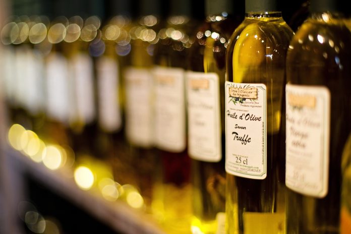 olive-oil-1433506_1280.jpg 图片