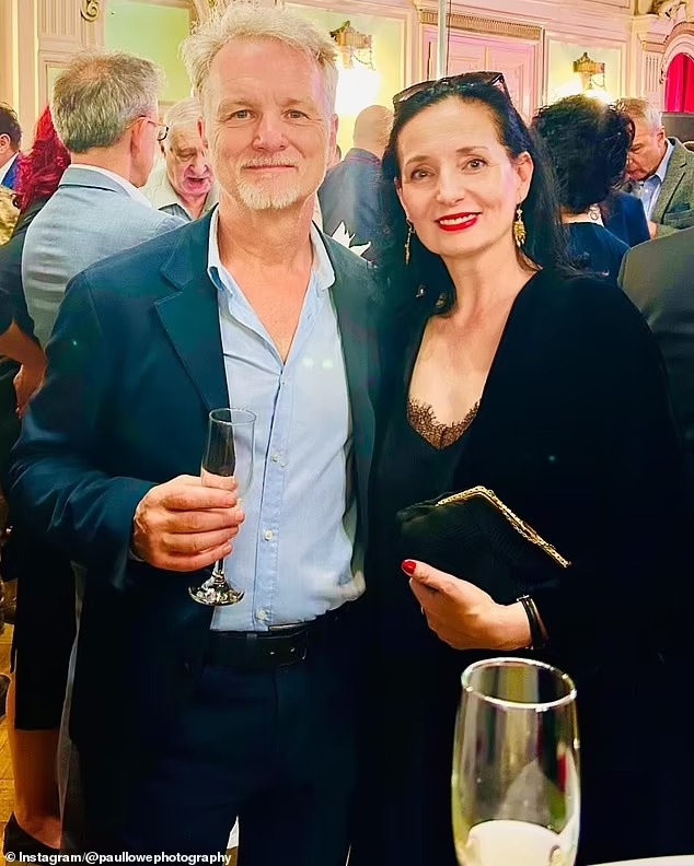 罗威与妻子阿姆拉现已天人永隔。网图 罗威与妻子阿姆拉现已天人永隔。网图