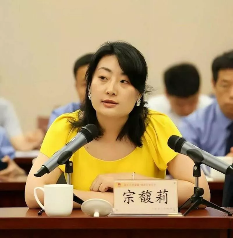 娃哈哈内斗升级!传宗馥莉等高管被带走调查